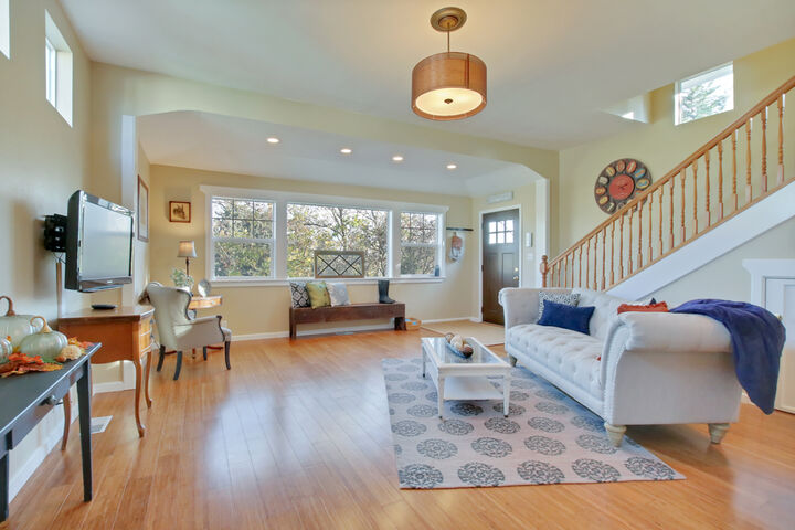 Property Photo: 1010 S Washington St WA 98405