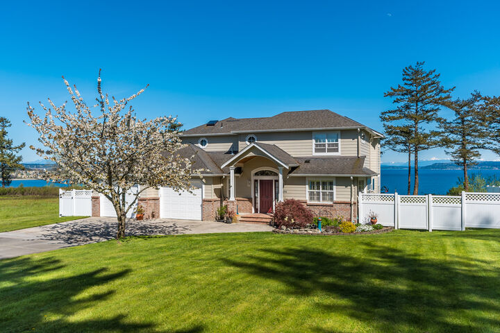 1344 Bonnie View Acres Rd  Oak Harbor WA 98277 photo