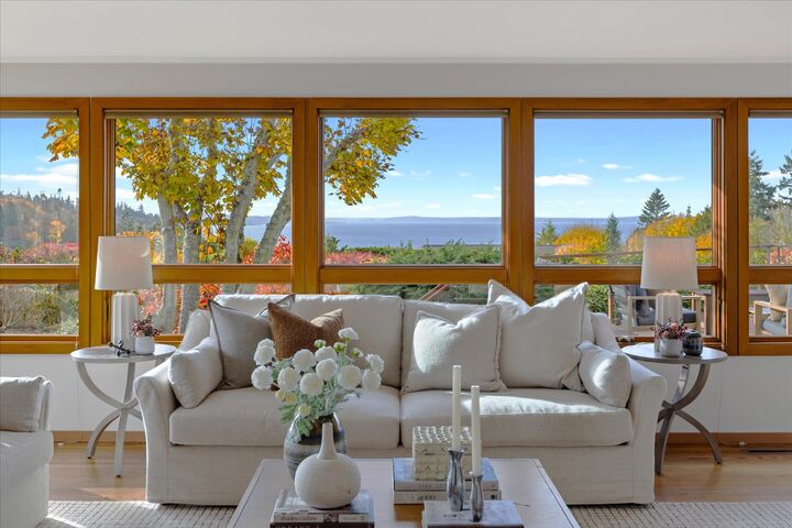 18507  15th Ave NW  Shoreline WA 98177 photo