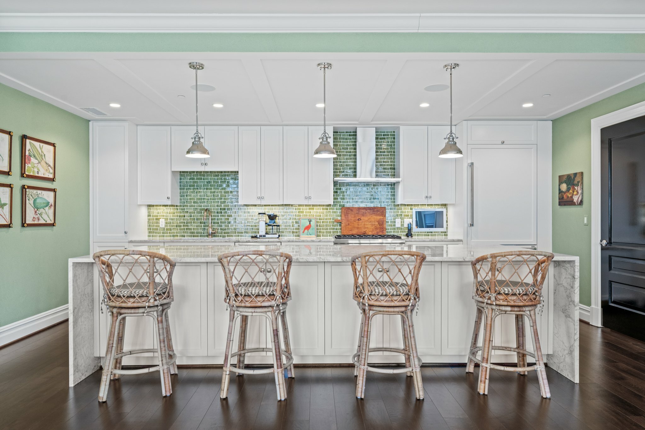 Property Photo:  6900 Fleetwood Road 706 VA 22101 