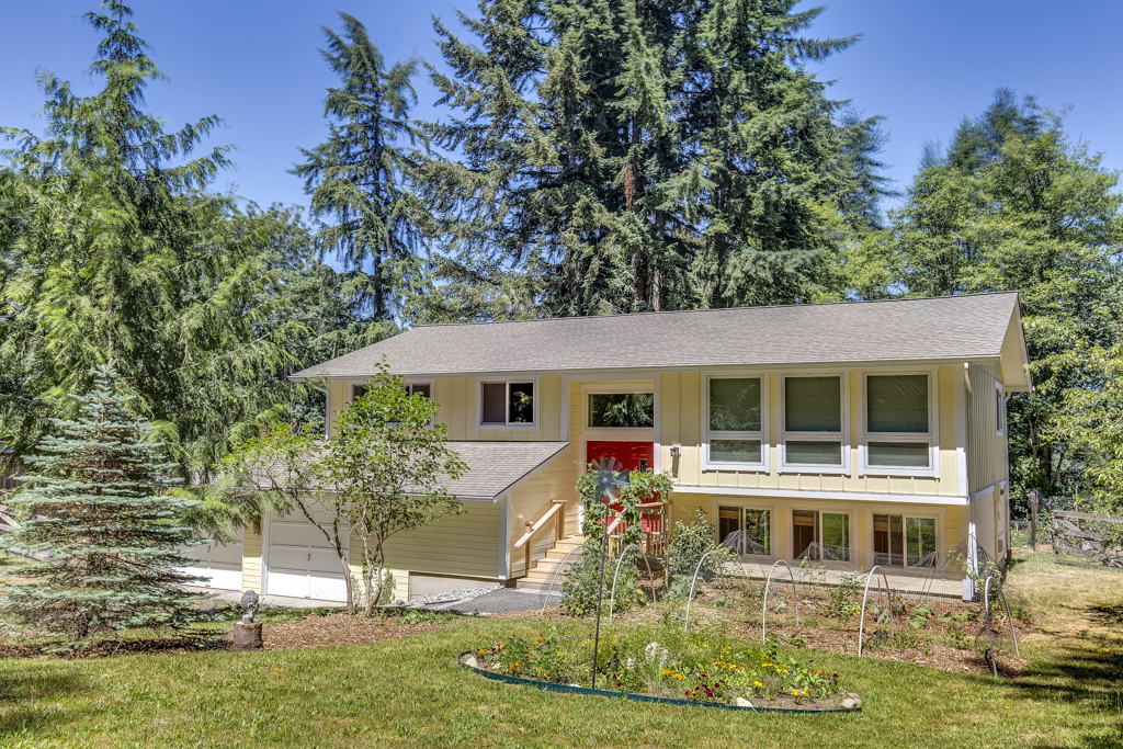 Property Photo: Old mill road 6202 NE Old Mill Rd WA 98110