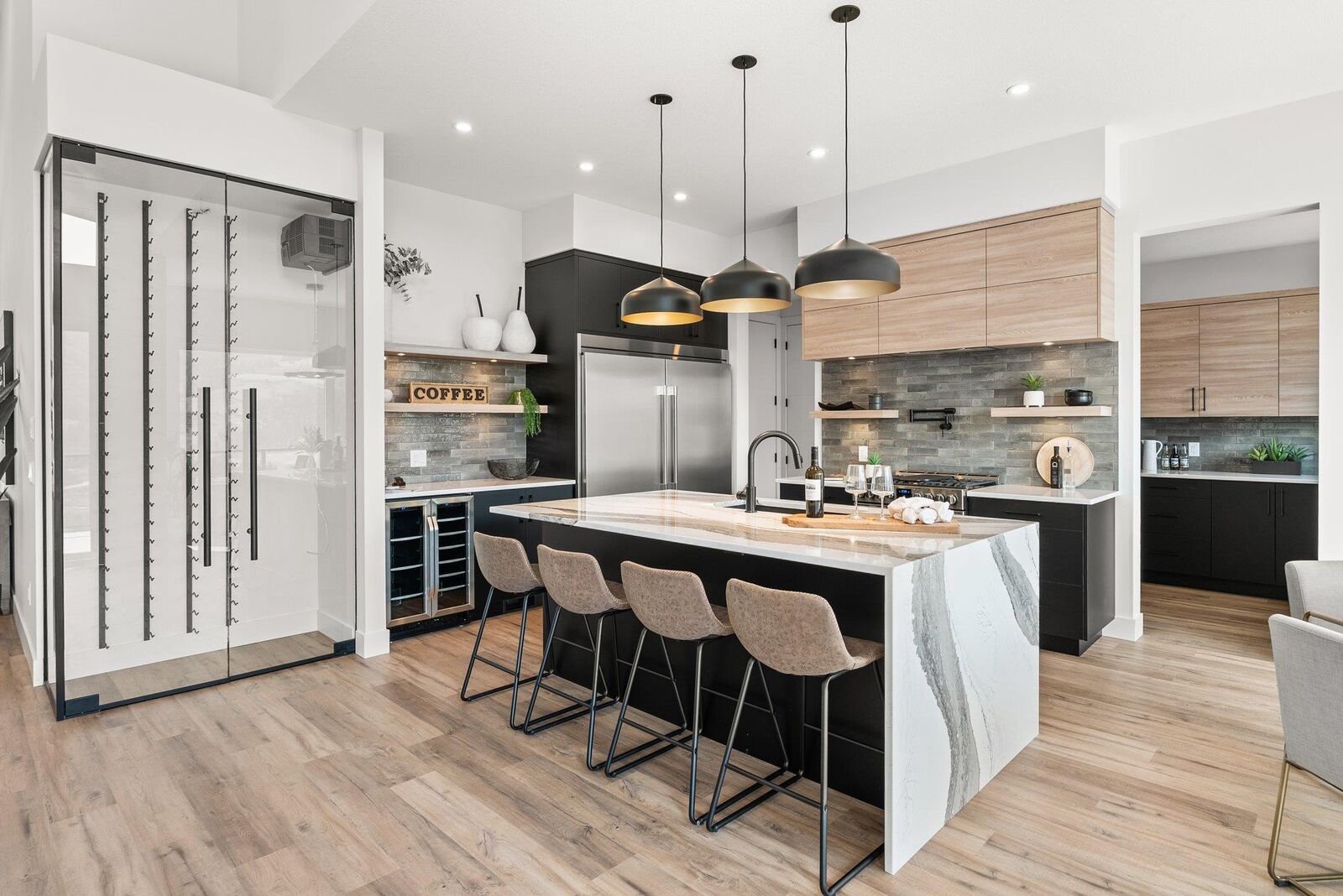 Photo de la propriété:  901 Melrose Street  BC V1P 0A8 