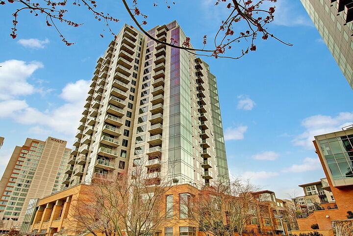 10610 NE 9th Place 1602  Bellevue WA 98004 photo