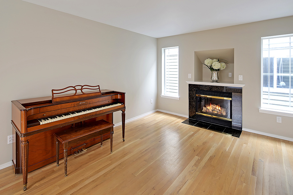 Property Photo: Living room 844 NE 67th St  WA 98115 