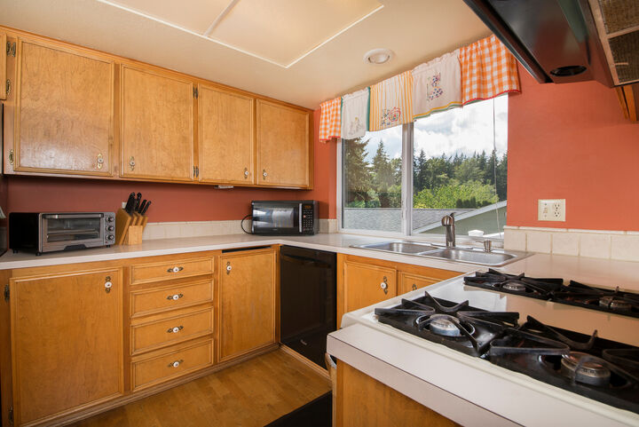 Property Photo: Open floor plan 2606 Alvarado Dr  WA 98229 