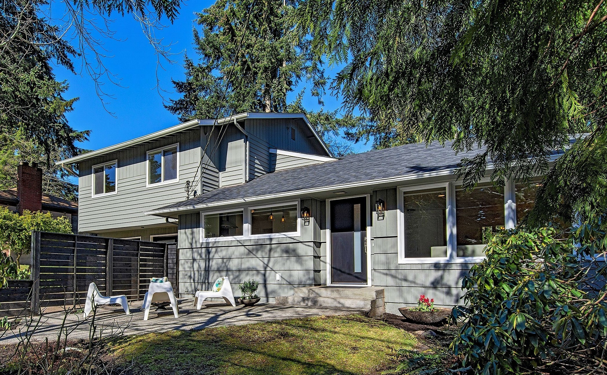 Property Photo: Exterior Front 2224 NE 168th St  WA 98155 