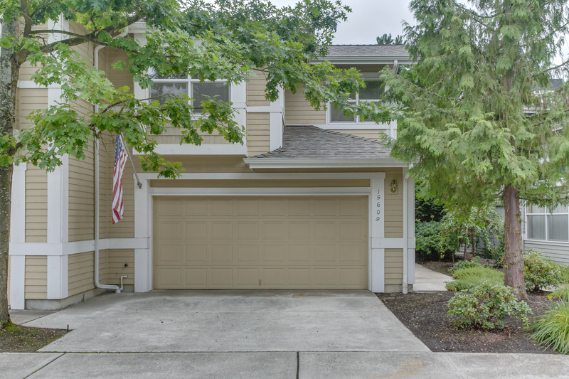 Property Photo:  15609 NE 91st Wy  WA 98052 