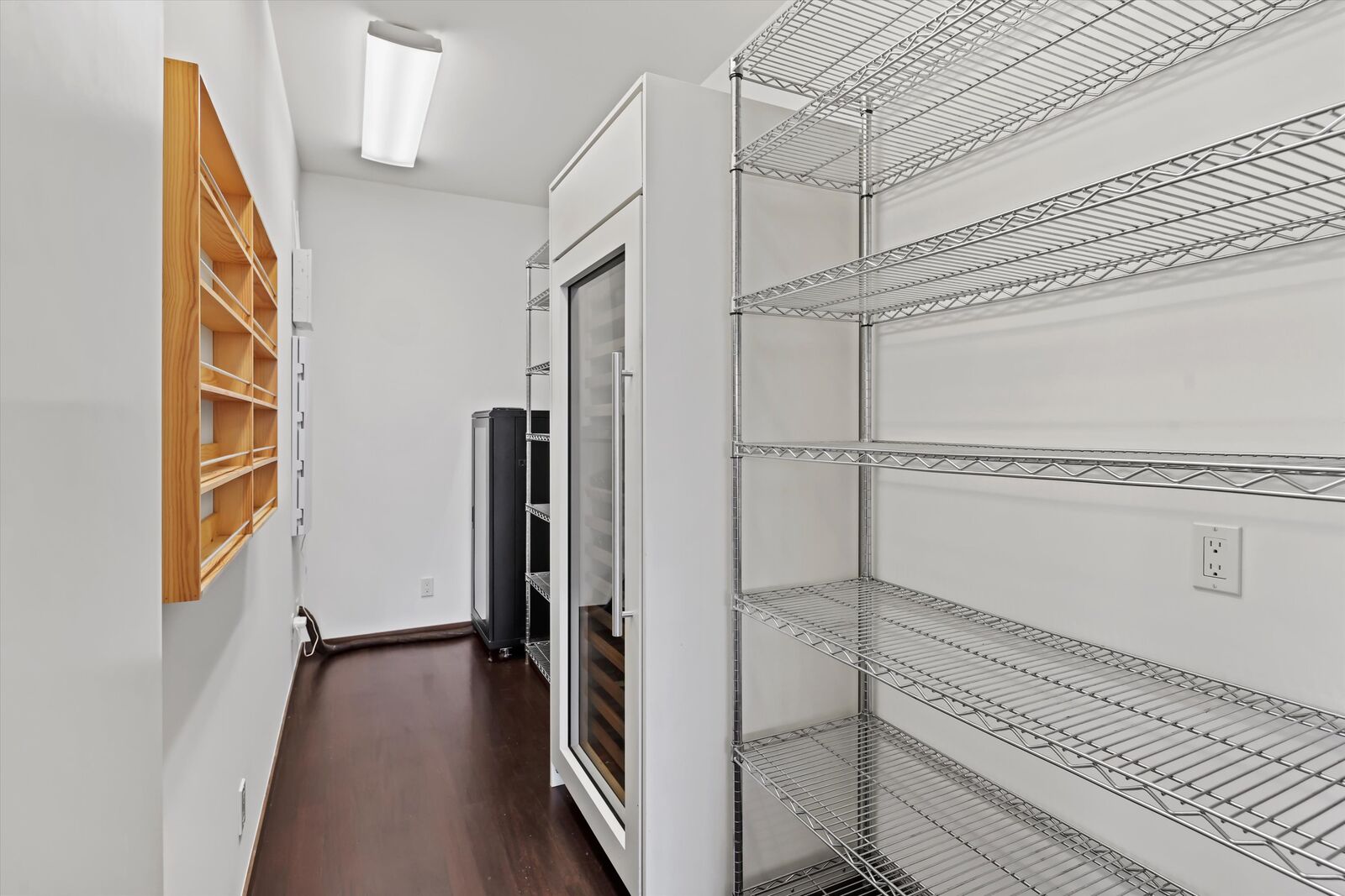 Property Photo: 919 6th Street W WA 98033