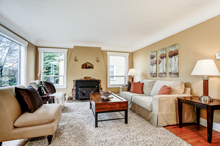 Property Photo: Living room 824 NW Market St WA 98107