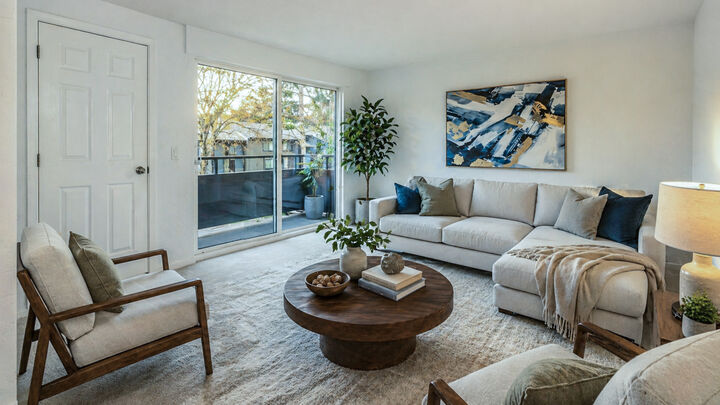 Property Photo:  2100 N 106th 307  WA 98133 