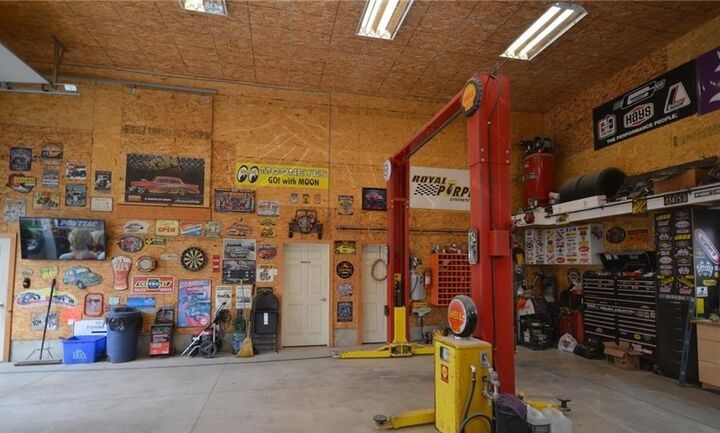 Property Photo:  7641 Lakeshore Road (Coming Soon To Realtor.ca On Feb. 6th!)  ON N0N 1J0 