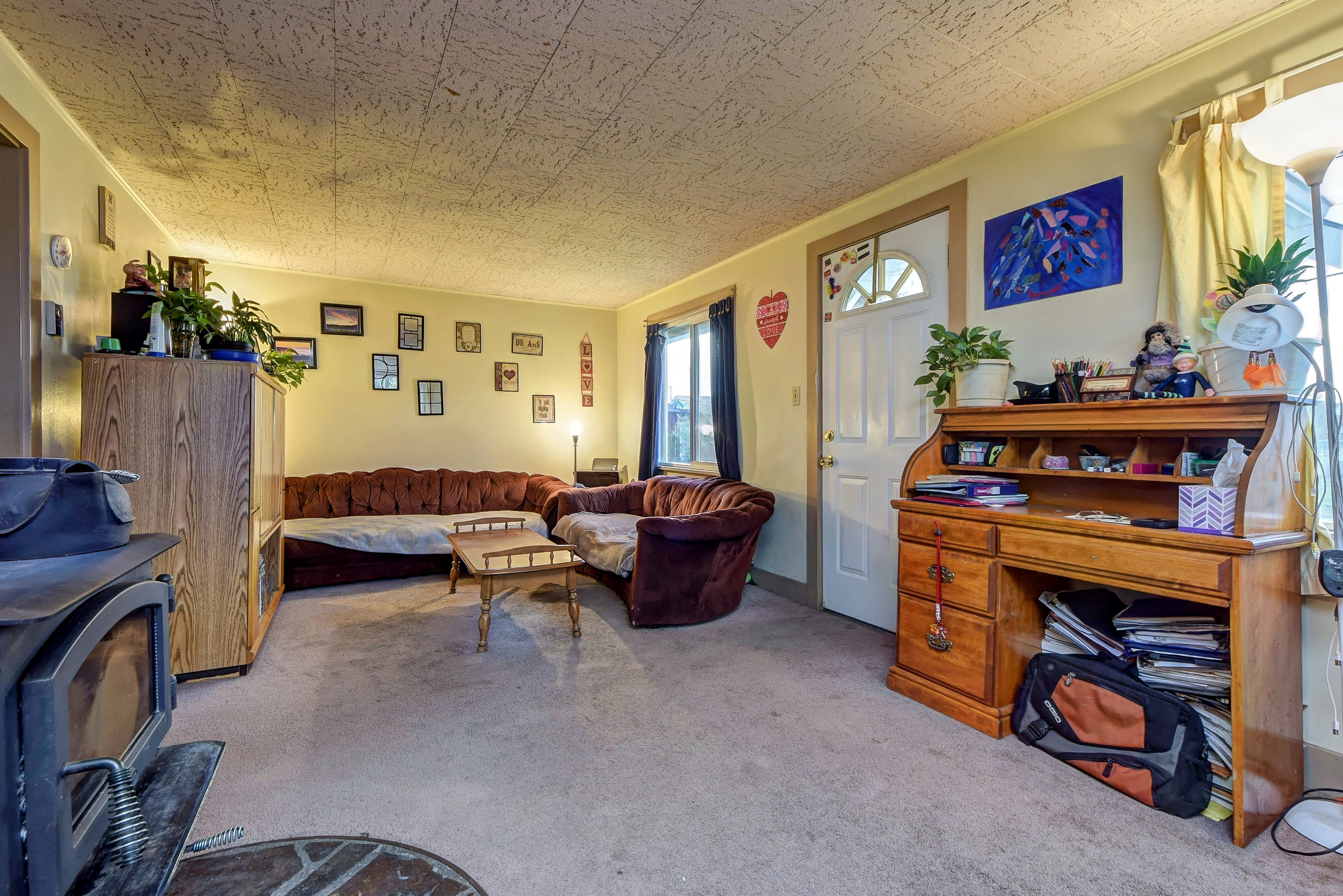 Property Photo:  913 1/2 Alder Ave  WA 98270 