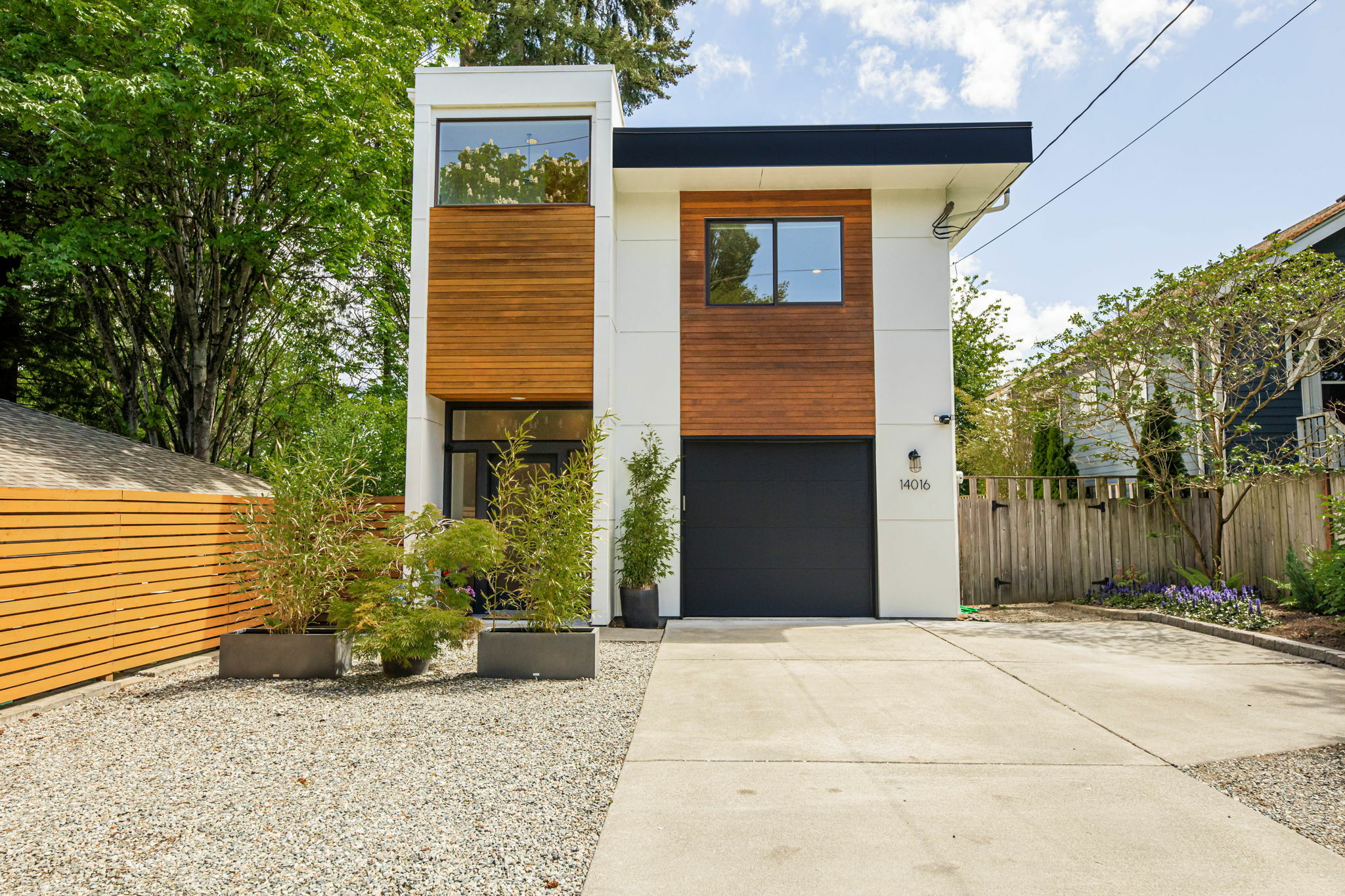 Property Photo: 14016 30th Avenue NE WA 98125