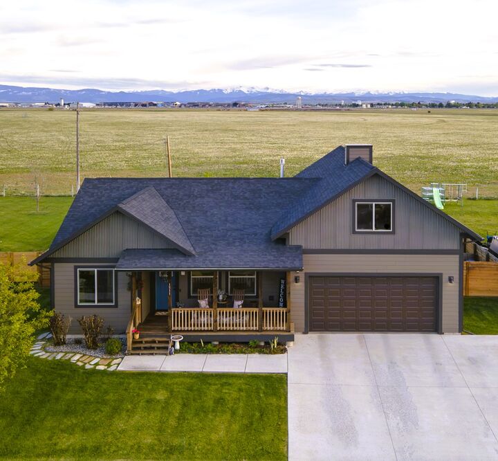 Property Photo:  1511 Powers Boulevard  MT 59714 
