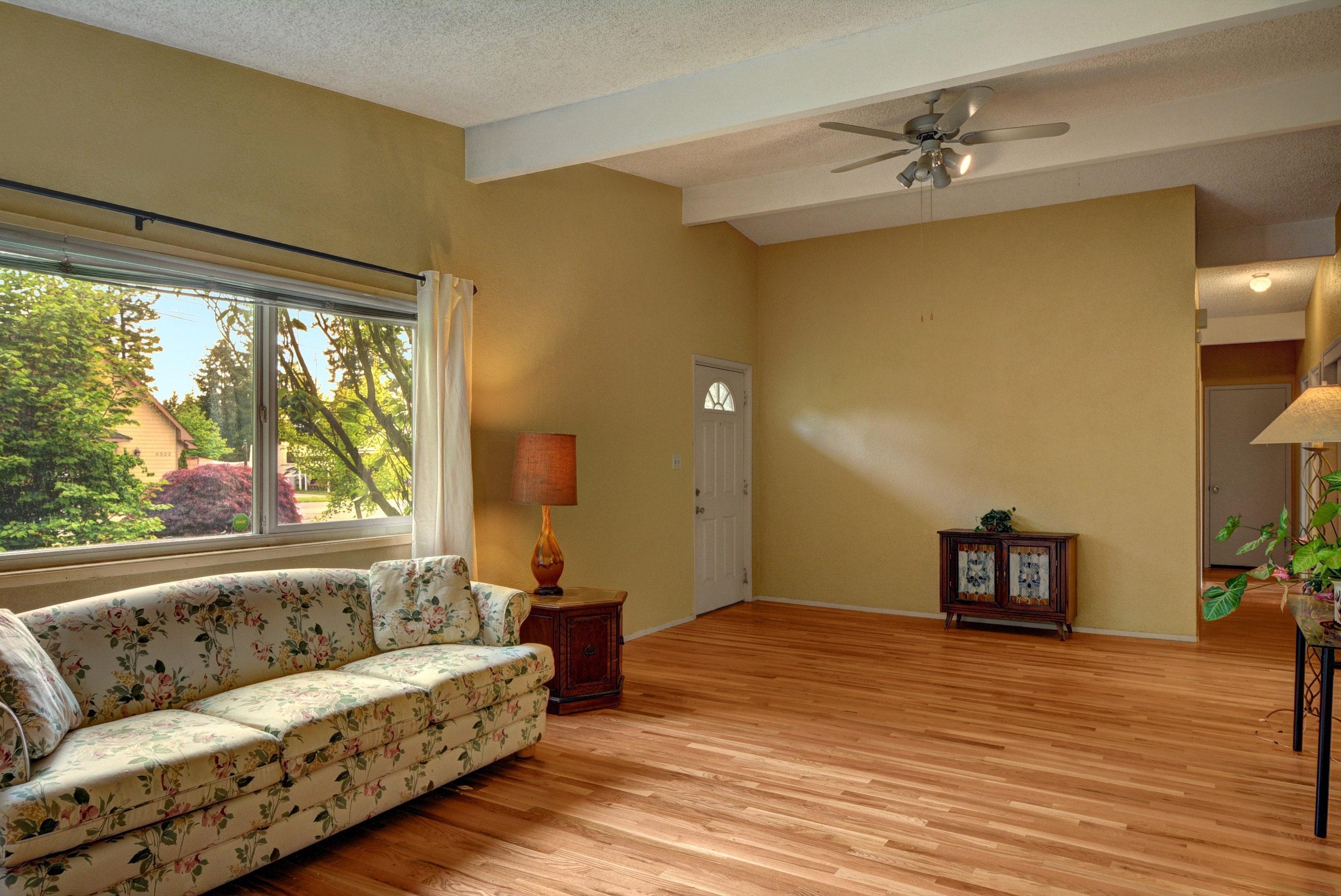 Property Photo: Living room 6505 180th St SW  WA 98037 