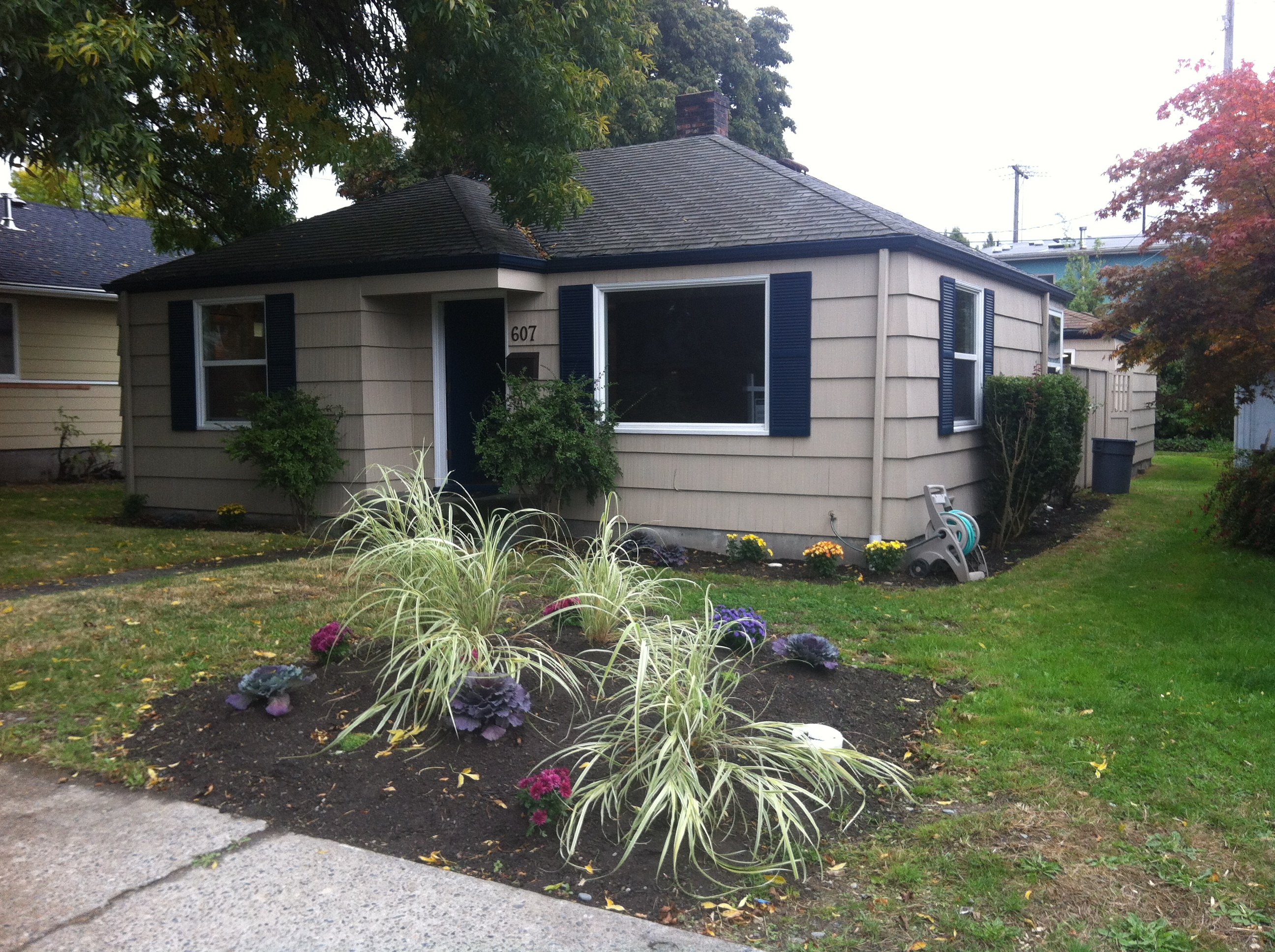 Property Photo:  607 NW 48th St  WA 98107 