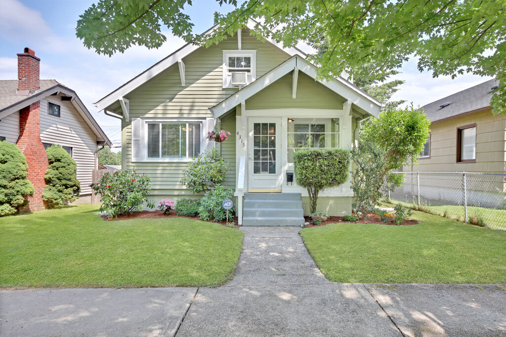 Property Photo: 4315 Fawcett Ave WA 98418