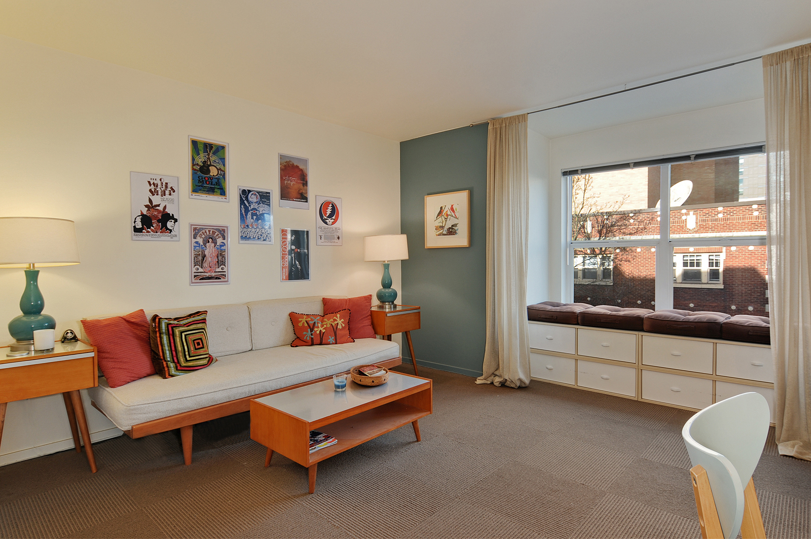 Property Photo:  425 Vine St 401  WA 98121 